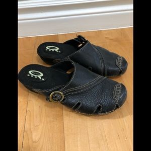 DenverHayes leather mules